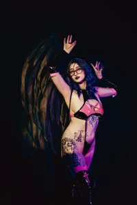 Kimlennox_ Public Pic 5