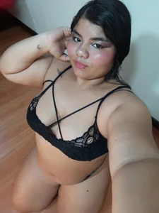 Lia_Arellanoの😈🍑👋🏿の 3枚の写真