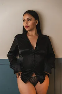 Celeste-Brown-Celeste Bild 2