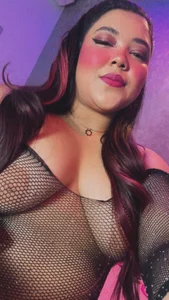 Radiant Curves💖 de VanessaKalo Foto