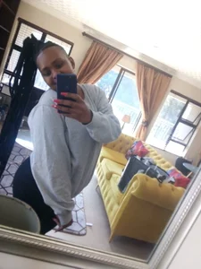 SativaHotxx1: cuttie ( фото)