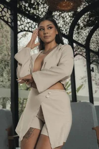 Zdjęcia AllyJensen Elegant girl: 