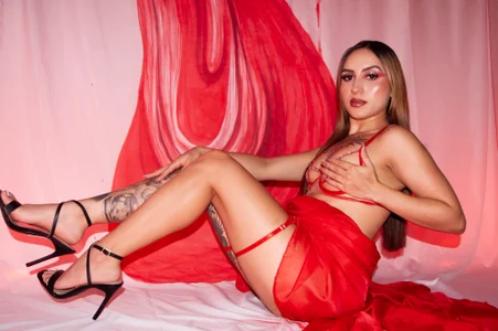 Zdjęcia MollySundersX Let me see in red:  4