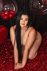 MiaFoxx149 kullanıcısının Valentine's Day 2026 ❤️ albümü -  5 fotoğraf