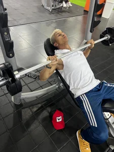 Leonard_Price In the Gym Immagine  2