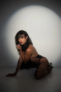 AliDiaz_ sexier than ever! Pic 3