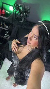 DelaneyStone goddess face Pic 3