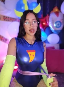 Coldsplay, Alien Pizza Planet de Nasha_abby  4 photos