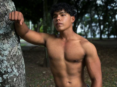 DanielHaloran exercising Poză 4