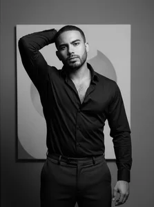 adamhairy: elegant and sexy adam ( 2 фото)