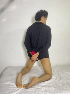 jeans_hot Public Pic 3