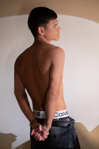 sensual boy de DylanRoyce_  2 photos