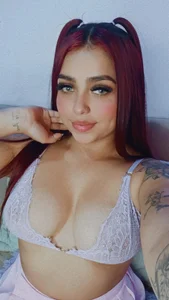 sammyy_owens_ My new color hair 🍒 Billede 4