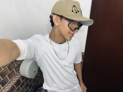 Luis💚😍 de BOYS_PLAY  2 photos