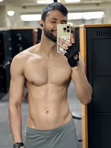 Toronto325 Me รูป  2