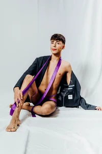 PrincePoppy Seduction in formal suit зображення 4