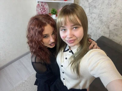 MarniOrdwayのKate & Linaの枚の写真