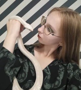 AnaArney Public Pic 8