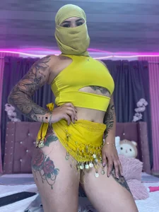 Nayla-Mouna yellow is the color of body heat Pic 4