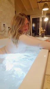 Public de Oktopussy Foto 3