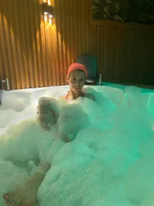 Tefannyy_ Jacuzzi💜 Immagine  2