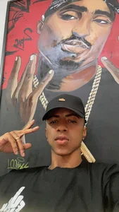 YeremiBrowmcasual y sexy!! Bild