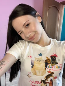 Mimi_MeewのPurring with compliments😻の枚の写真