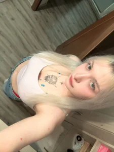 BlondieSummer Public Pic