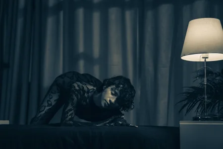 Brann_tadzio Losing in my eyes will be your favorite addiction 🖤 Foto 2