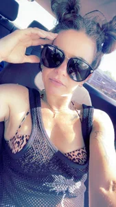 girlpilot Space buns Poză