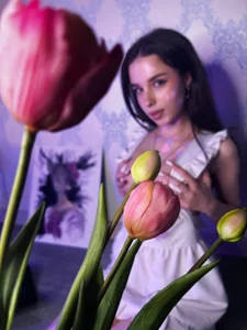 LanaLedger I'm an painter🎨 Immagine  3