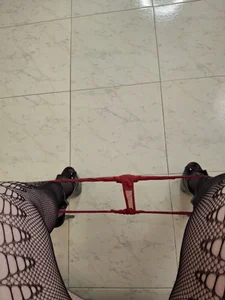 MartinaGuzmann red thong Pic