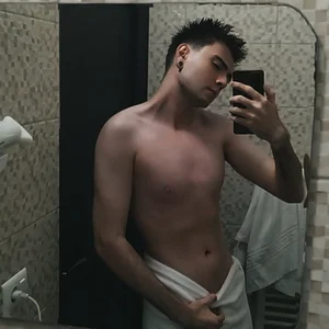 IAmDucu Me 😈 Foto 5