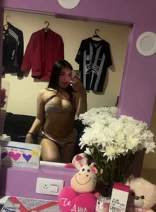 miaa_hot_Public Bild 3