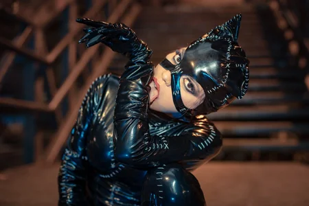 HannaSoto_のCatwoman! Miau!の 2枚の写真