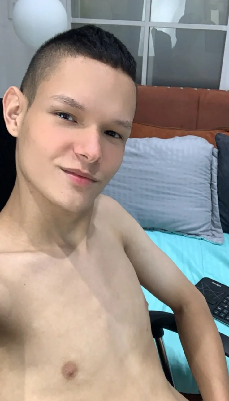 LoganHudsson Popularna fotka 7439