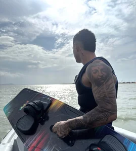 Andrewadamsx explore me  2. fénykép