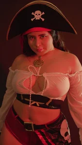 GiselReyes pirate cosplay!! Halloween Pic 7