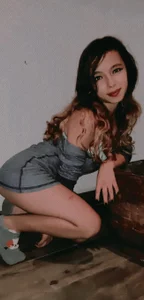 I love myself very much de Dama_Scarlata18  2 Imagens