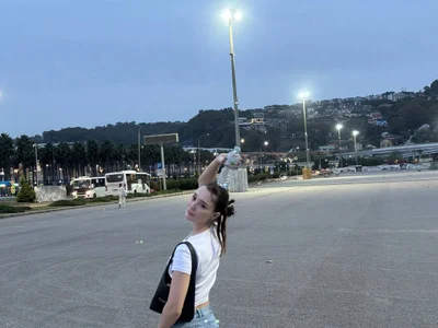 CarmellaSearle Public Εικόνα