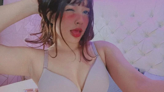 Parismorelli1 I'm your favorite bitch.🔥😈 Pic 3