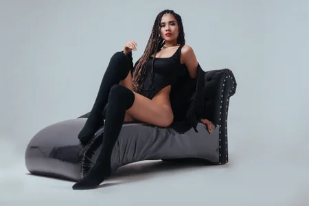 Public od TanyaBello  4 snímek