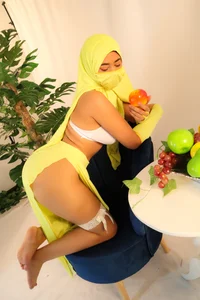 azzahara069 My sexy yellow suit ♥ Pic 4