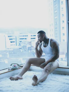 zaiin_dieselのsmoking this beautiful view 🕷️の枚の写真