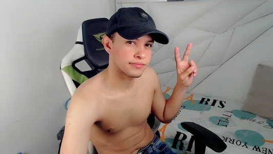 Luky_twink Public Pic 3