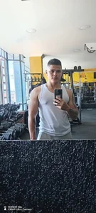 Teylor_Fel Public slika