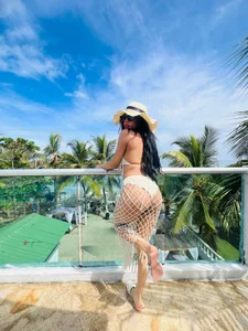 salomebenz My dream vacations Pic 3