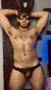 adamhairy: sexy and hot bunny ( 7 фото)