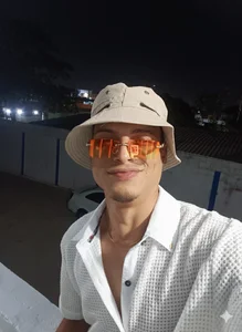 luis_hall: Noche de piscina ( 2 фото)