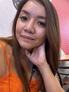 chloe_wonderlust Me Pic 4